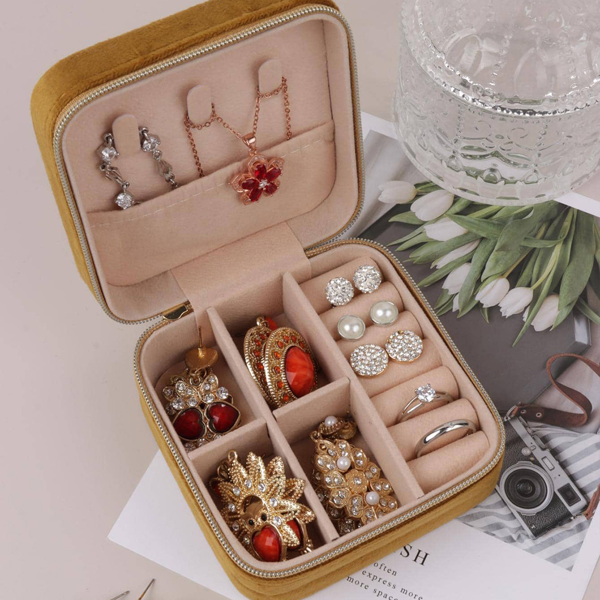 ジュエリーボックス ベルベット調布製携帯用仕切り付き