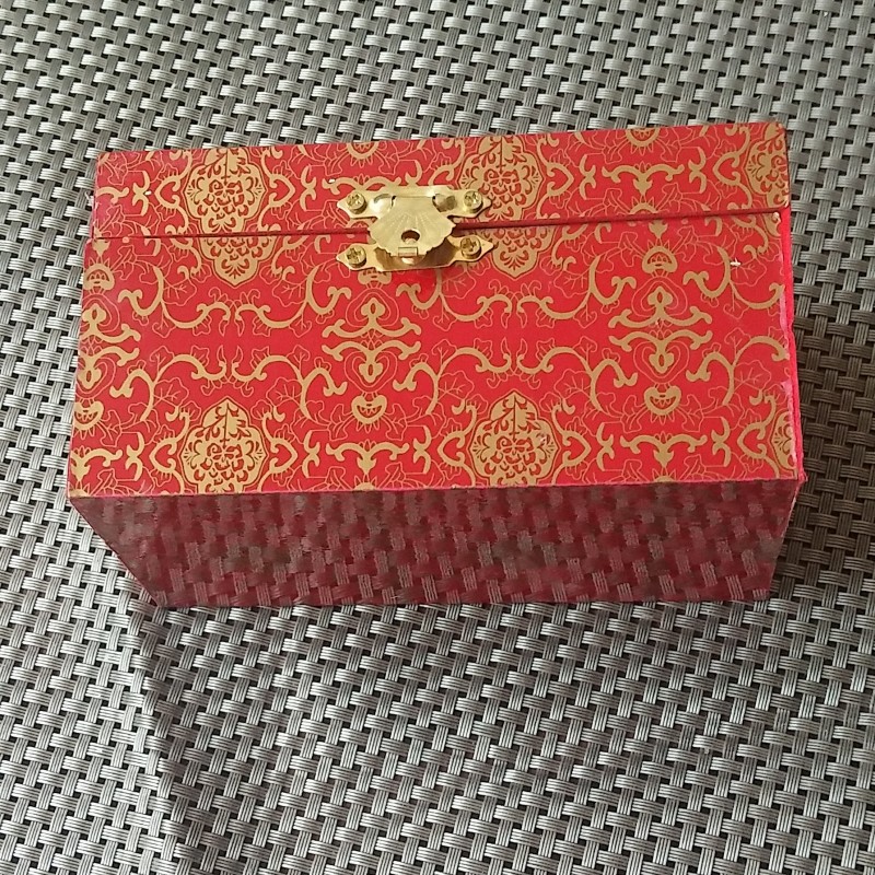 https://fulmo-img-server.com/jewelcoll/f403309e-fcd2-435d-8ff4-7af3043d0a03.jpg