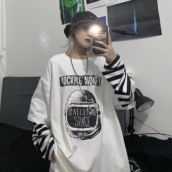 地雷系オーバーストライプロングTシャツ