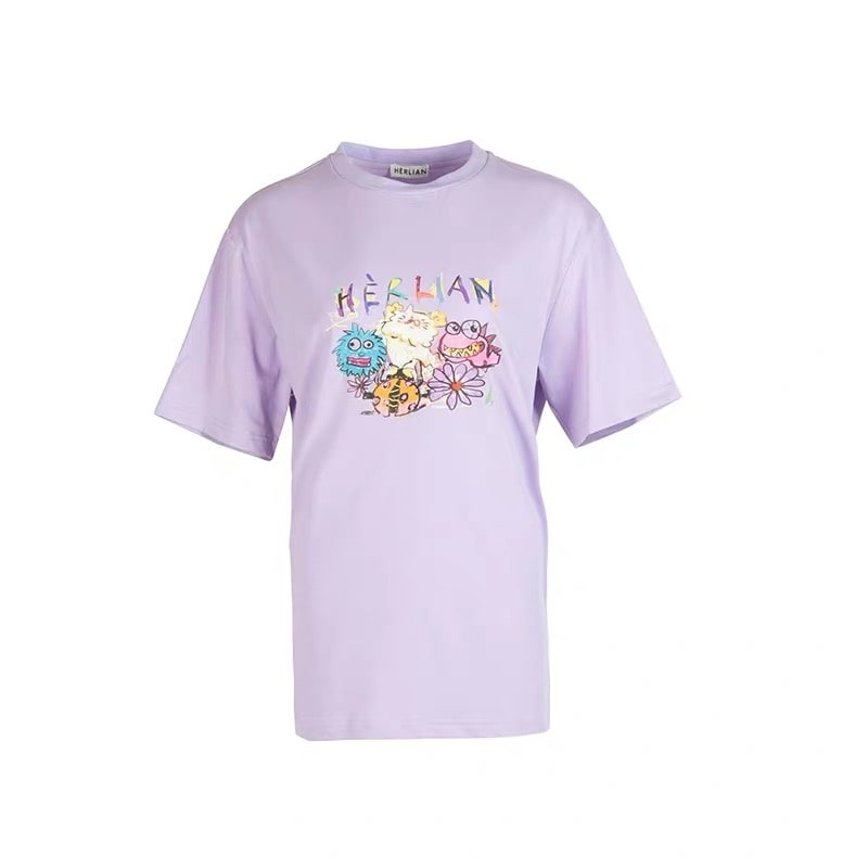地雷系ファッション モンスターのイラストが描かれたTシャツ