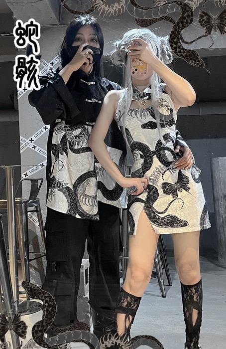地雷系中華風ファッション バタフライ＆スネークワンピース