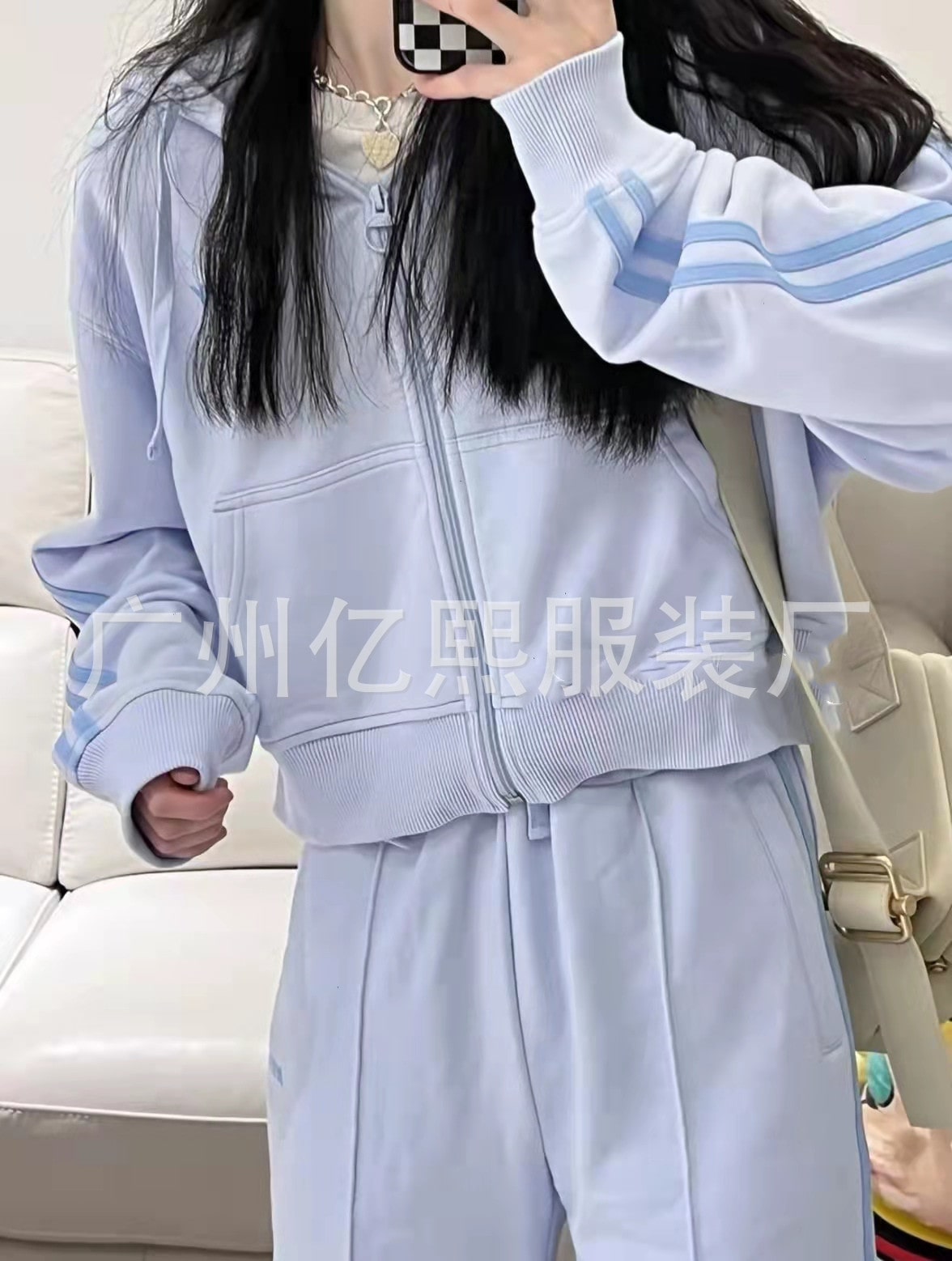 https://fulmo-img-server.com/jirapi/34f50f0c4a0288a2548c9acd78327d1f.jpg