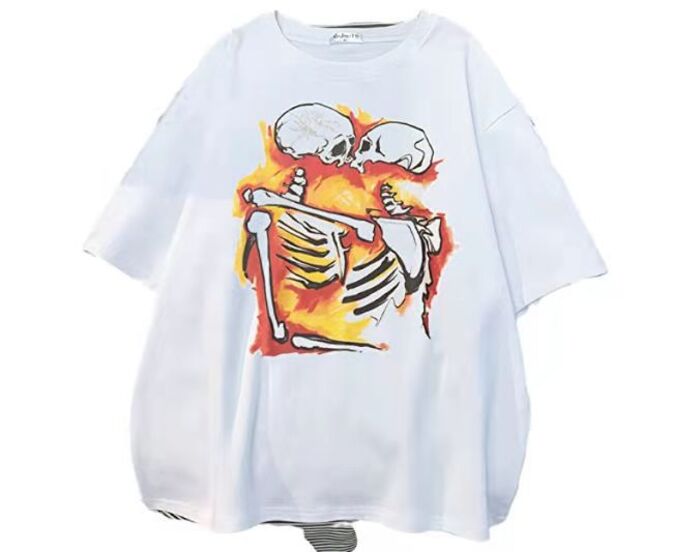 地雷系ブラックメタルプリントＴシャツ
