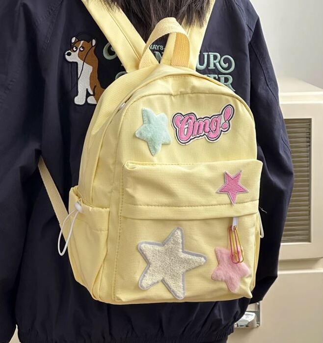 キッズ風 ワッペン付き地雷系リュック