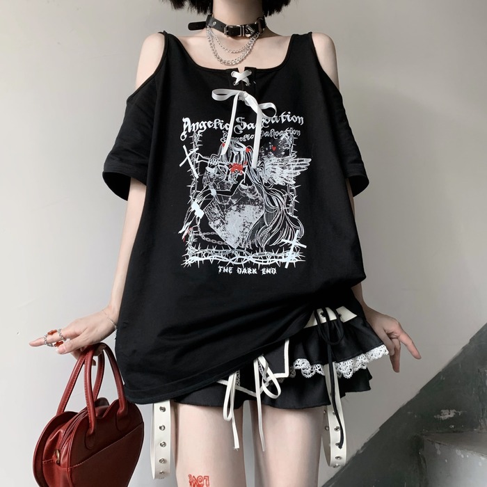 地雷系　オープンショルダー半そでTシャツ
