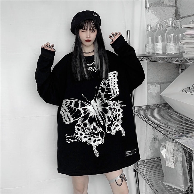 地雷系ファッション 蝶のイラスト ミドル丈ルーズ長袖Tシャツ