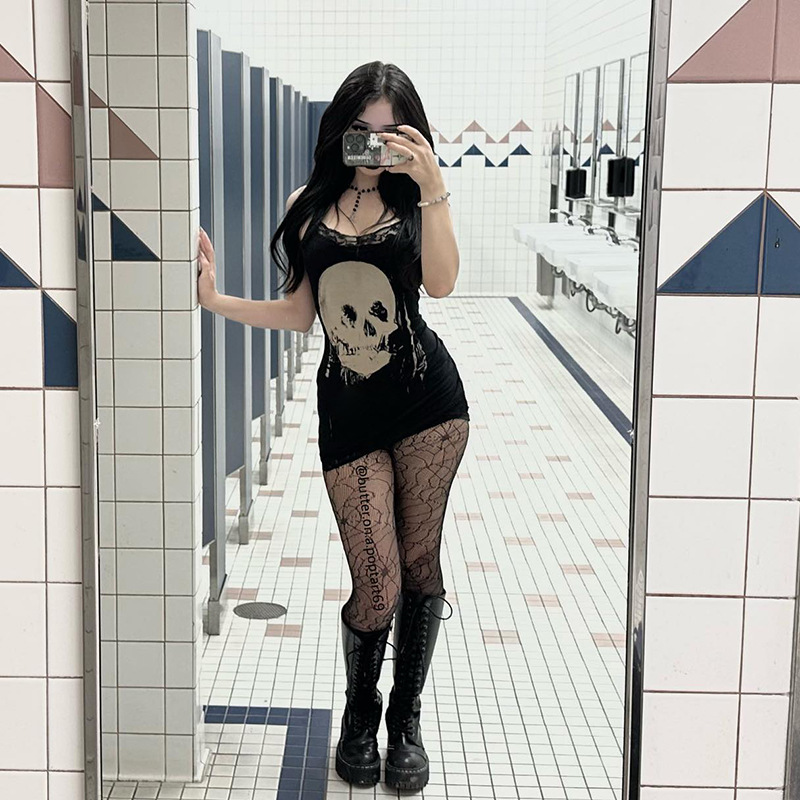 地雷系 骸骨プリントノースリーブミニワンピース