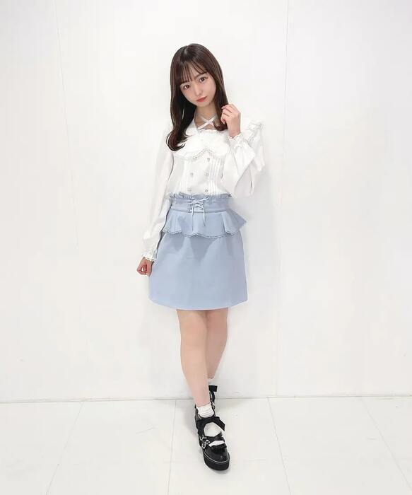 地雷系ファッション　ウエスト編み上げミニスカート