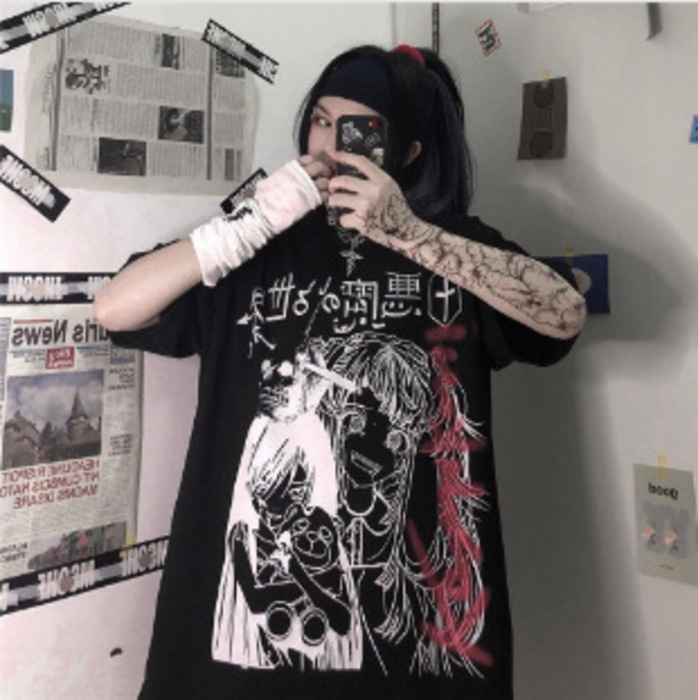 地雷系ブラックメタルプリントＴシャツ
