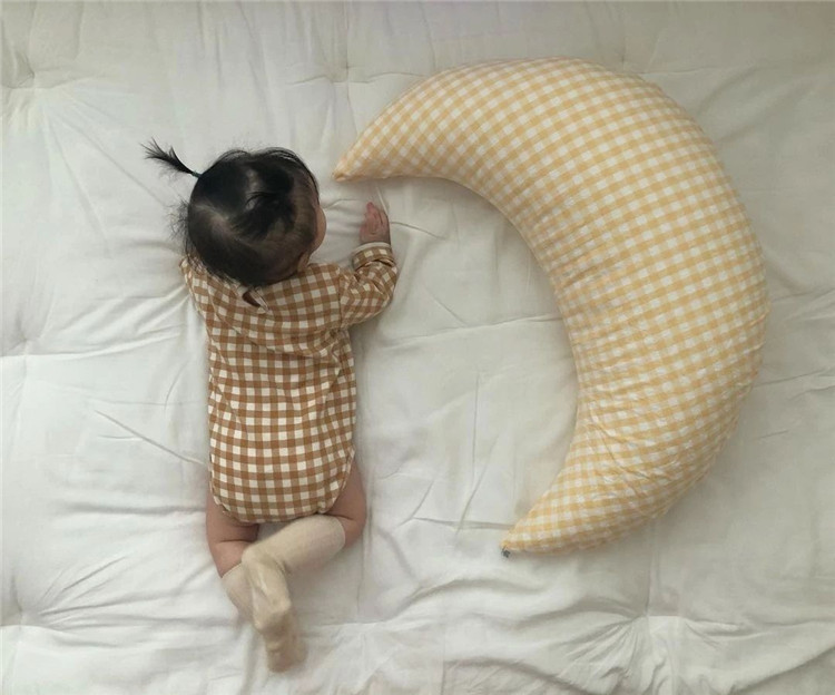 授乳クッション エアー チェック柄 赤ちゃん授乳枕 洗える肌に優しい寝具