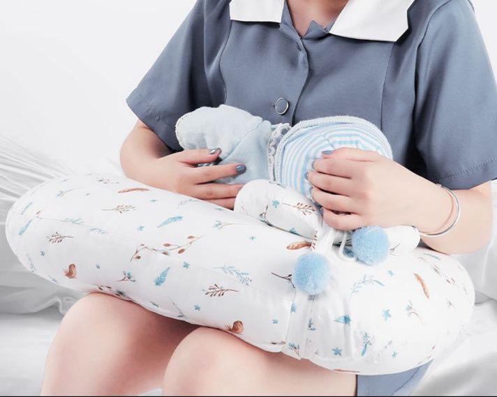 授乳クッション ふわふわ空気式授乳サポート枕