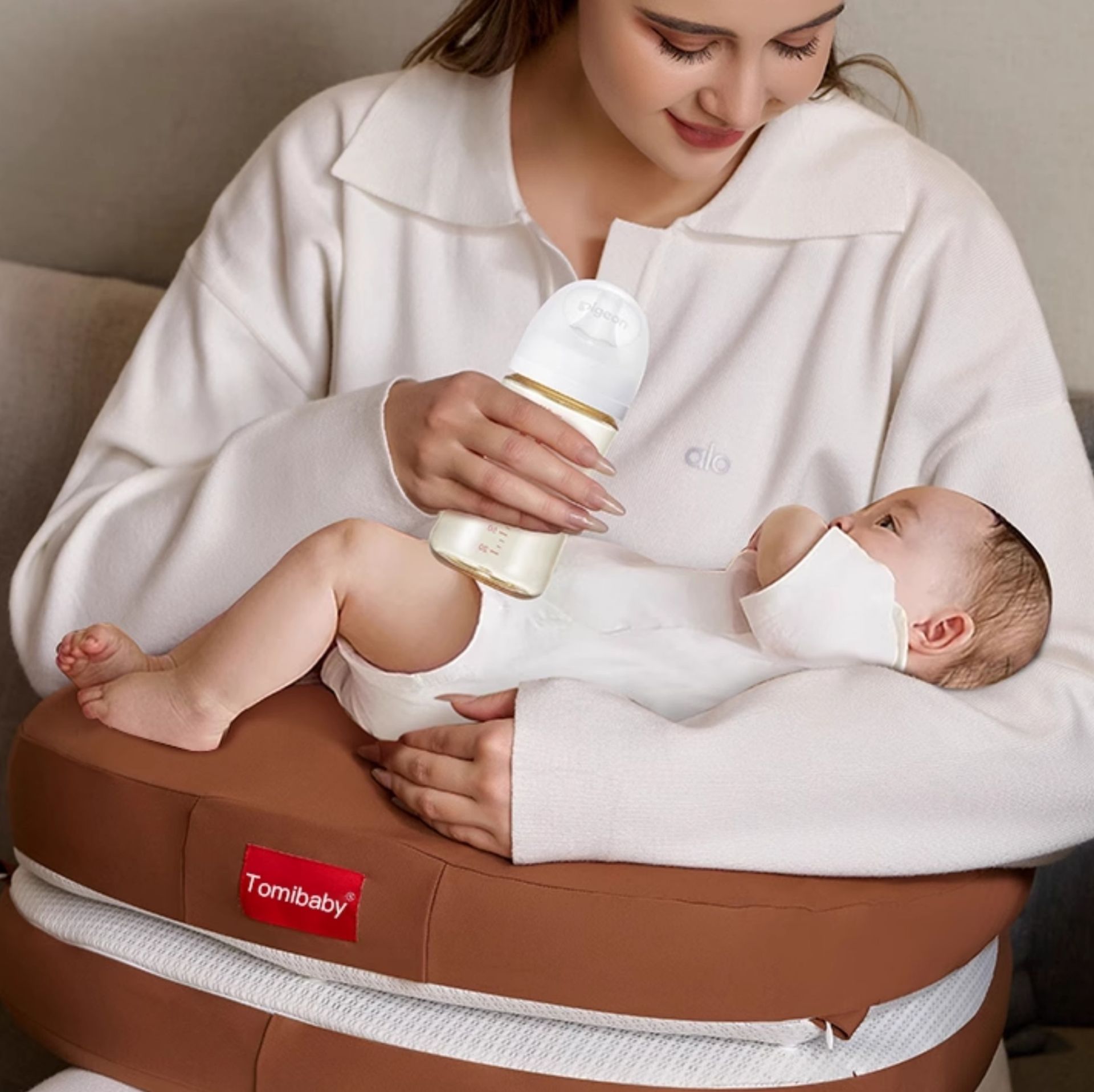 授乳クッション 多機能変形型硬め授乳サポートクッション