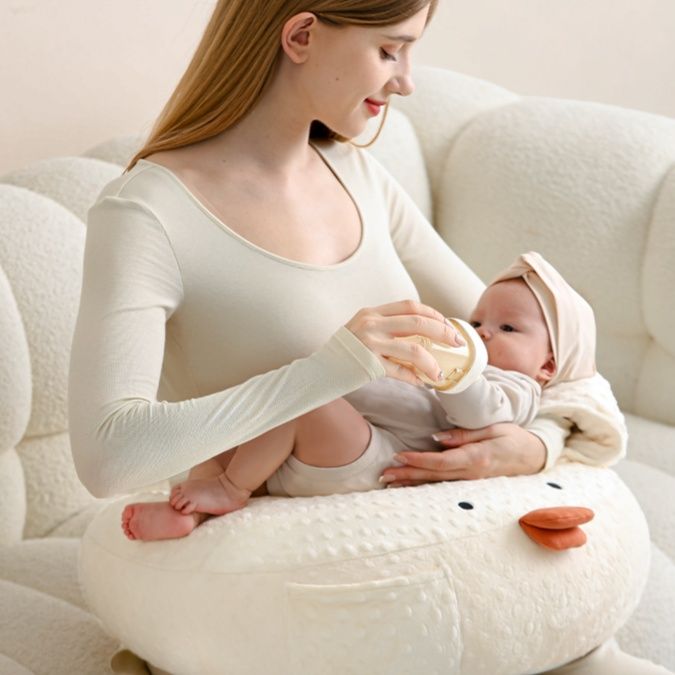 授乳クッション しっかり支える硬質素材授乳枕