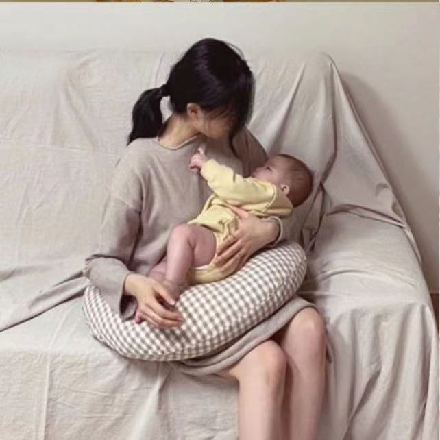 授乳クッション しっかり支える硬めチェック柄授乳サポートクッション