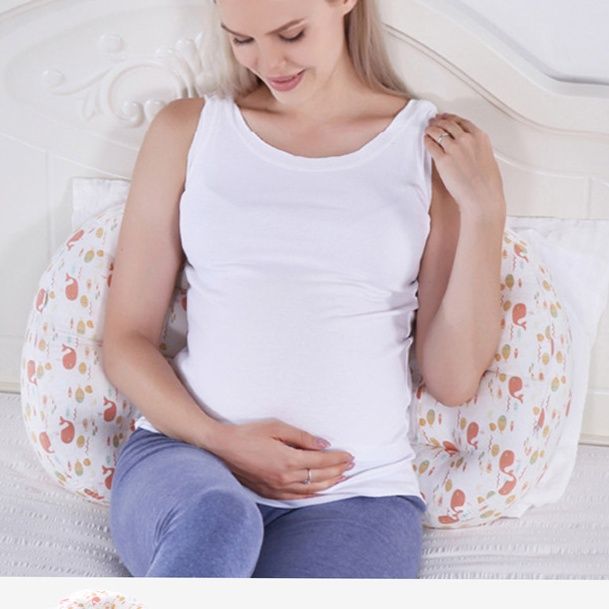 授乳クッション 硬めしっかり支える三日月型硬め授乳クッション