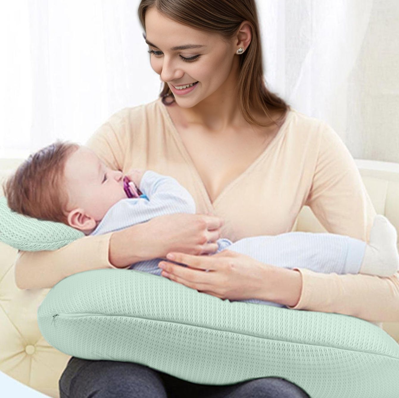 通気性抜群軽量メッシュ授乳クッション