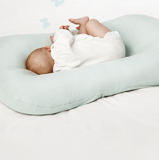 授乳クッション 雲型しっかり支える硬め授乳クッション