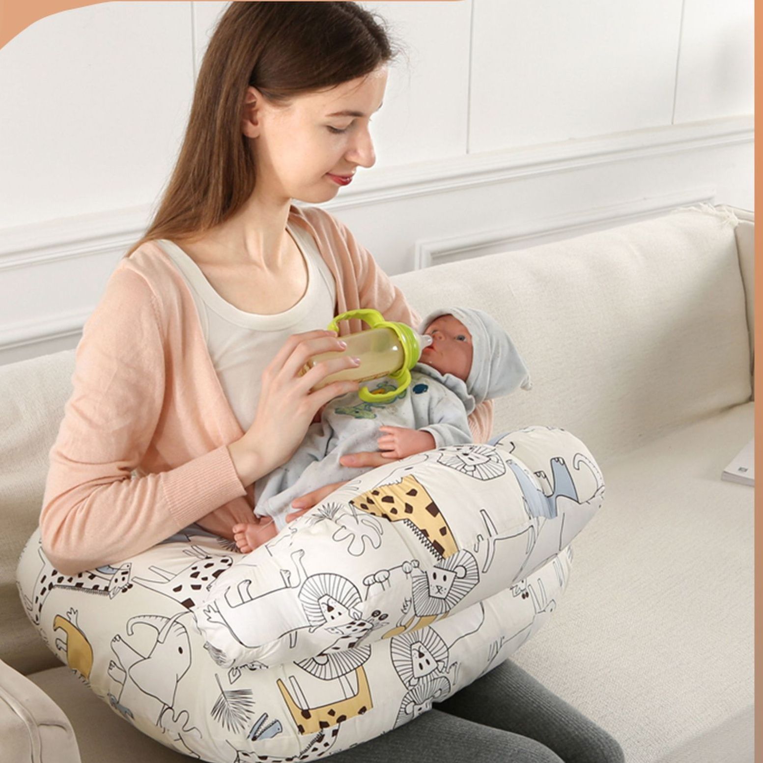 授乳クッション どうぶつ柄エアー充填式授乳クッション