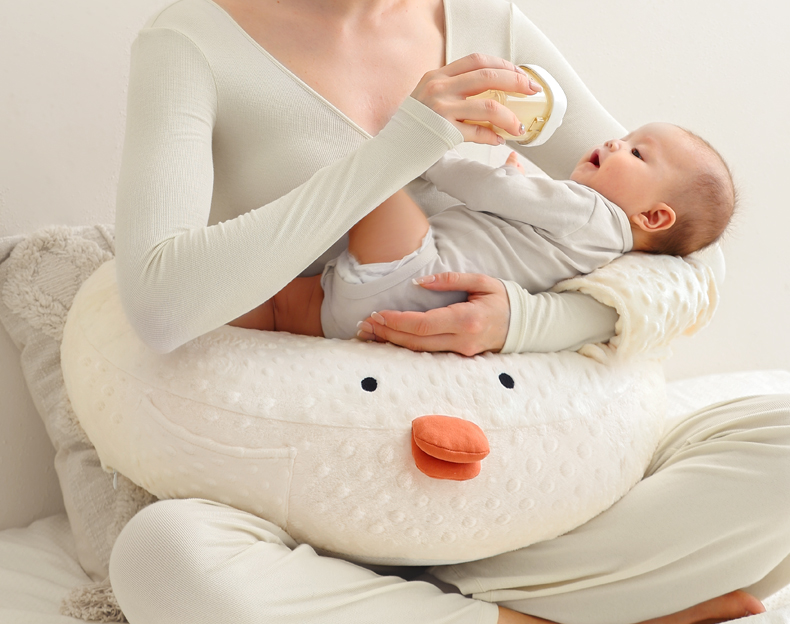 授乳クッション しっかり支える硬質素材授乳枕