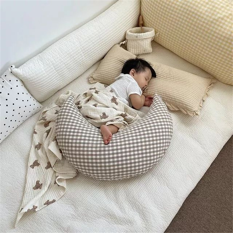 授乳クッション エアー チェック柄 赤ちゃん授乳枕 洗える肌に優しい寝具