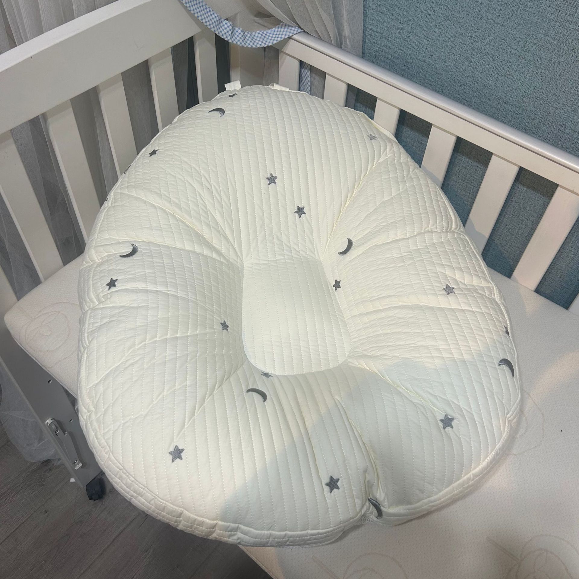 https://fulmo-img-server.com/junyu-cushion-lab/f8770909-b738-4ee5-9cbb-6a4d0eb5ec11.jpg