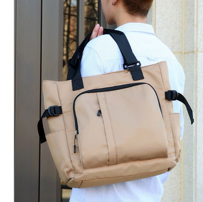 メンズトートバッグ 多機能ポケット付き軽量ナイロントートバッグ