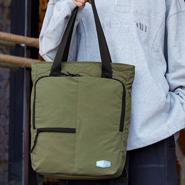 メンズトートバッグ 軽量ナイロン多機能ポケット付きトートバッグ