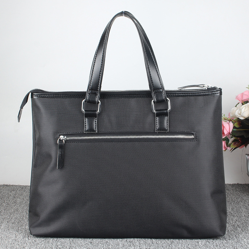 メンズトートバッグ 高級感漂う縦型ファスナー付き通勤鞄