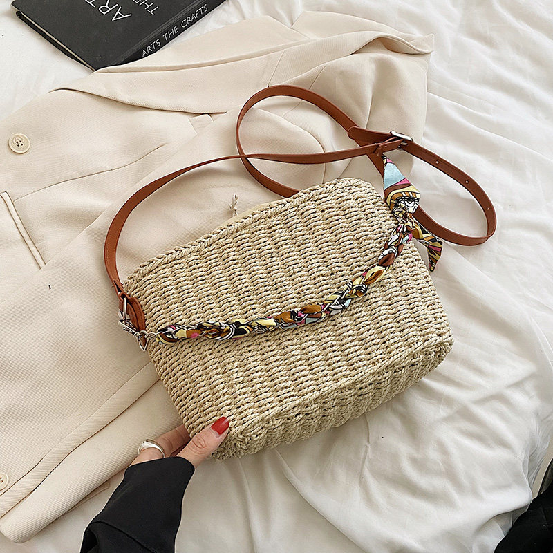 カゴバッグ スカーフ飾り付き編み込みハンドバッグ型かごバッグ