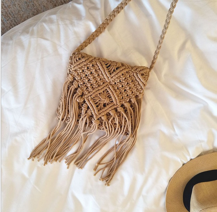 カゴバッグ 手編み風マクラメフリンジ付きショルダーバッグ