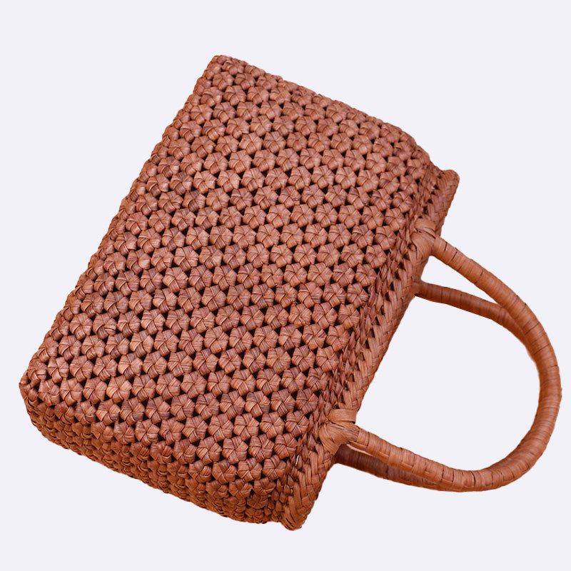 カゴバッグ 丁寧に編まれた天然素材の職人技ハンドバッグ