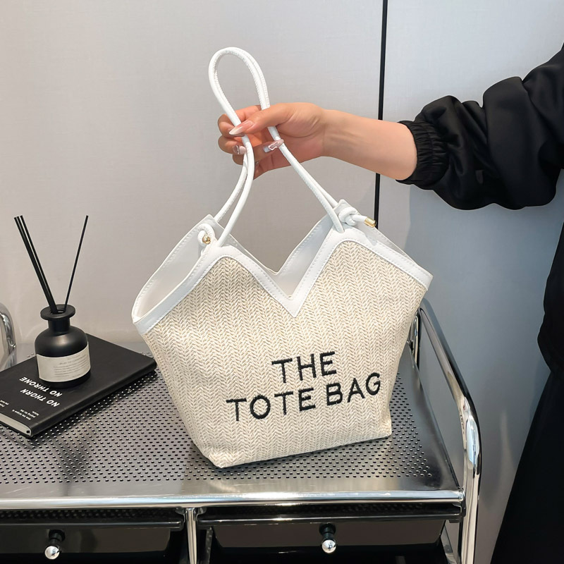カゴバッグ ヘリンボーン編み トート型カゴバッグ