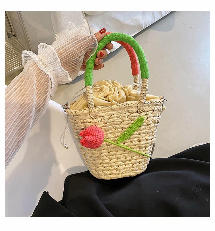 カゴバッグ フルーツモチーフ付き編み込みカゴバッグ