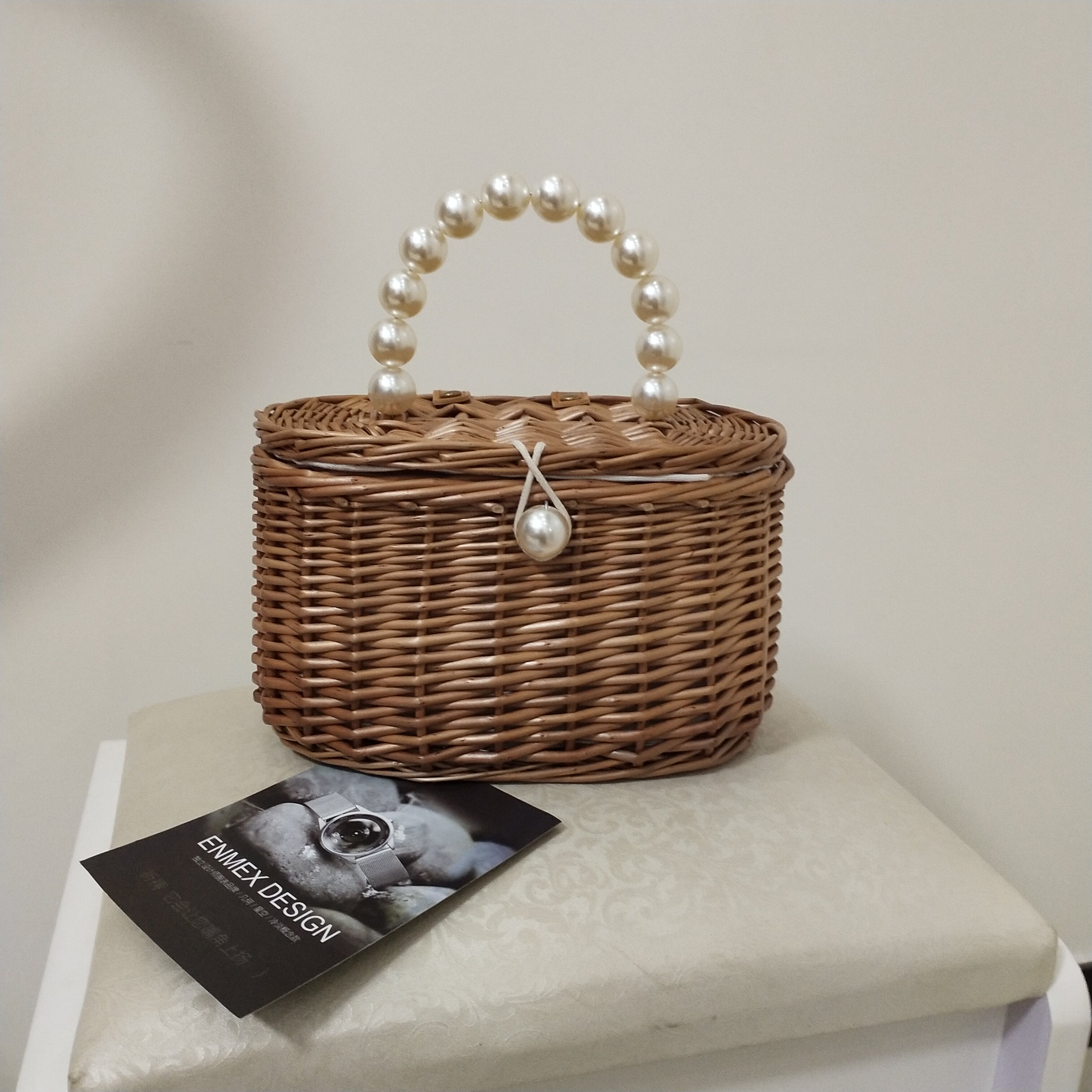 カゴバッグ パール持ち手付き花飾り籐編みカゴバッグ