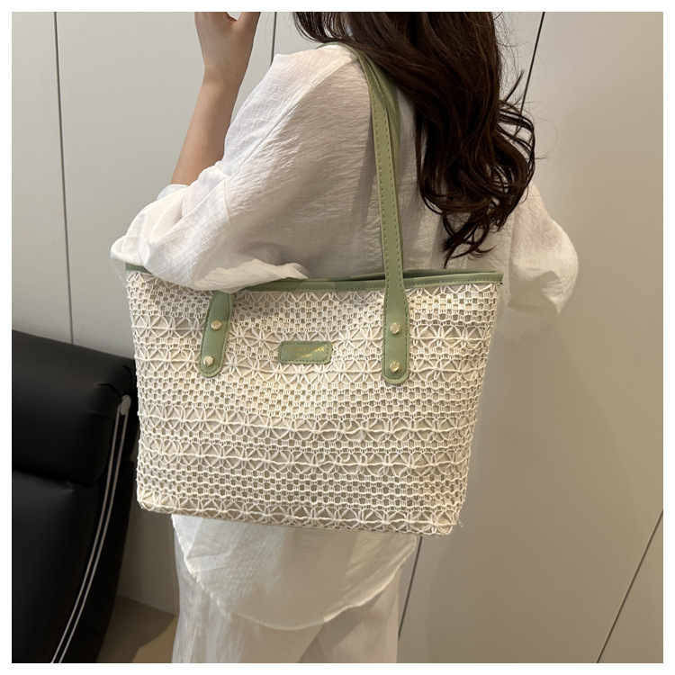 カゴバッグ 透かし編み模様の優美トート