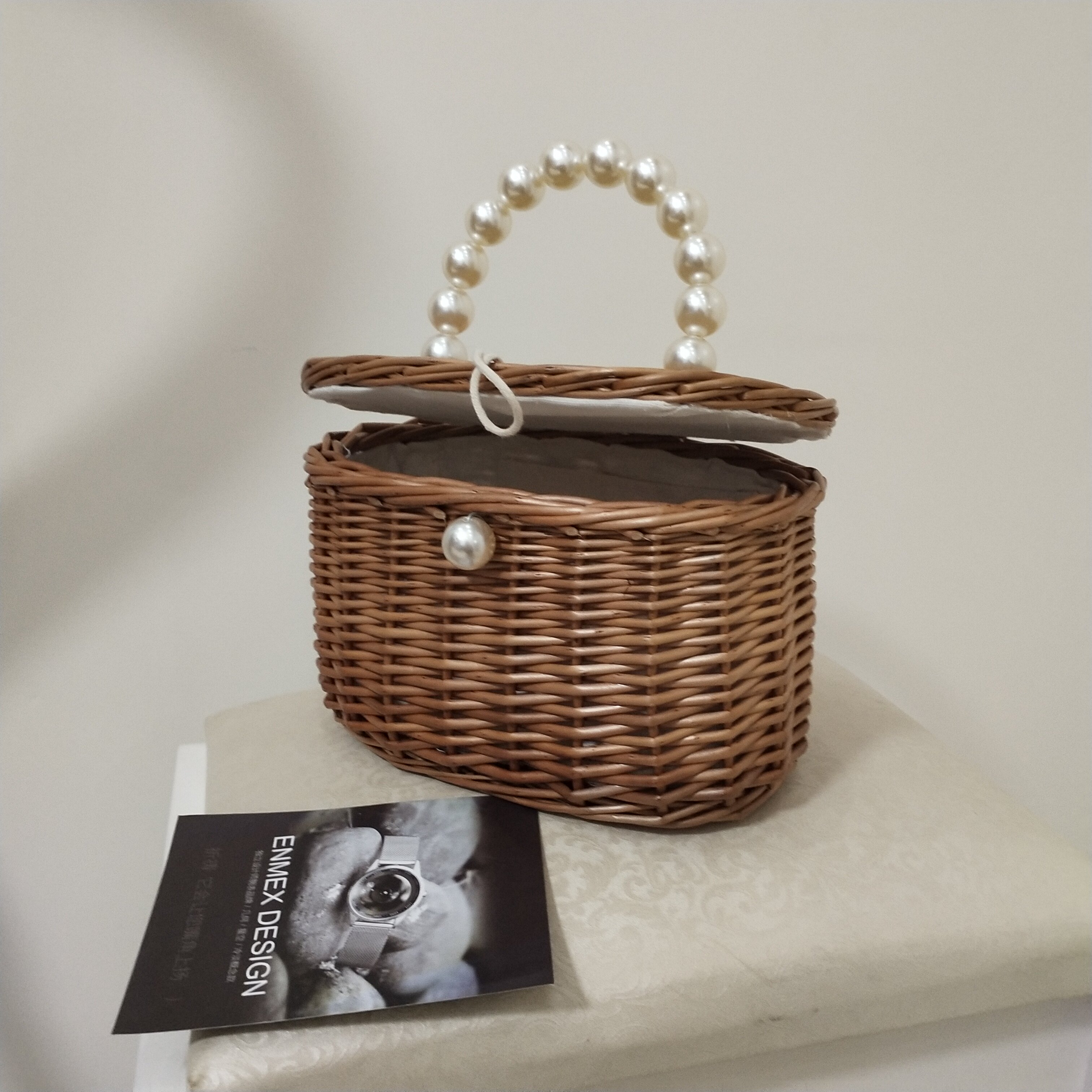 カゴバッグ パール持ち手付き花飾り籐編みカゴバッグ