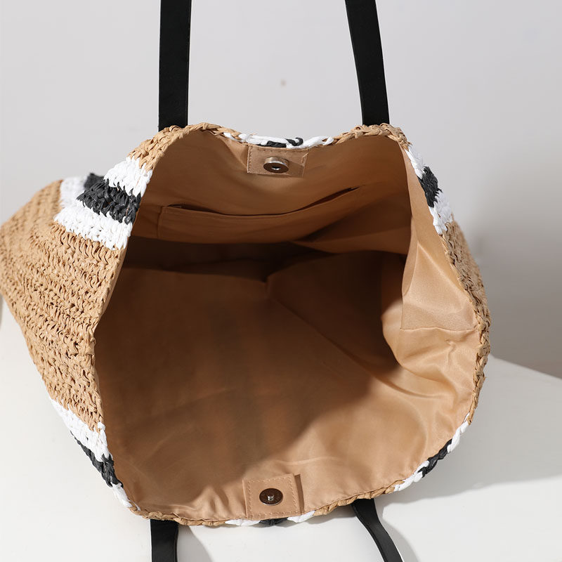 カゴバッグ 縦縞模様の編み込み大容量カゴバッグ