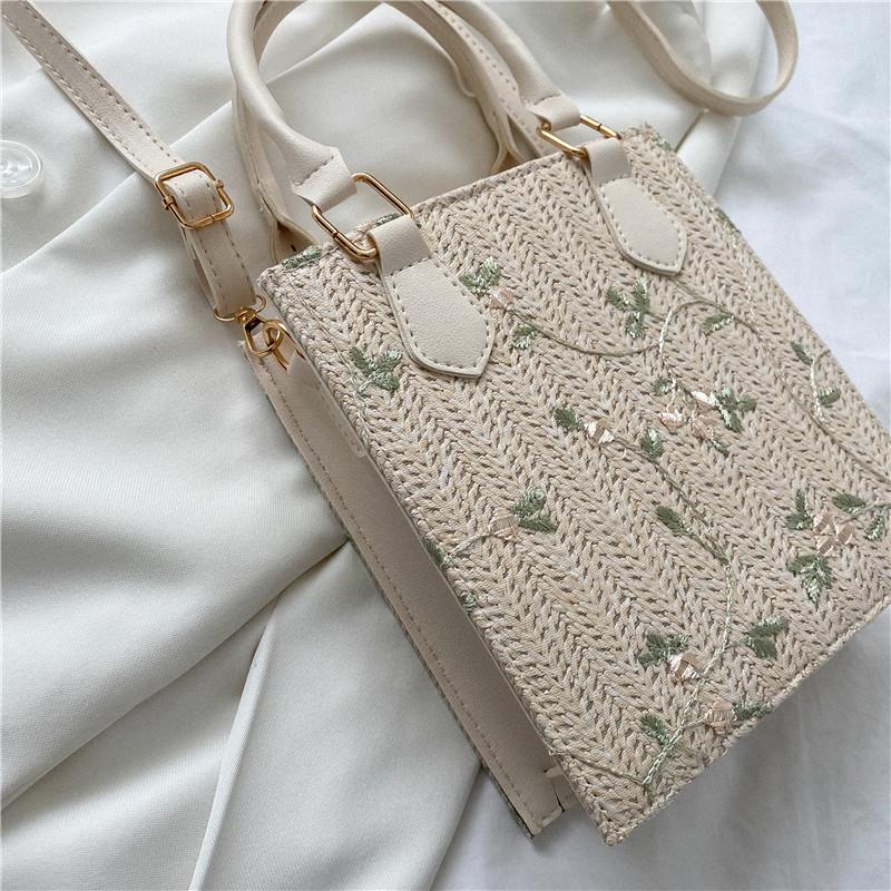 カゴバッグ 草花刺繍入りカゴ素材ミニハンドバッグ