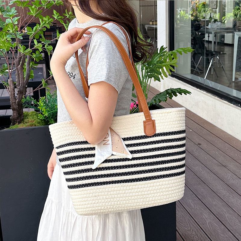 カゴバッグ シンプル素材感 夏の定番カゴトート