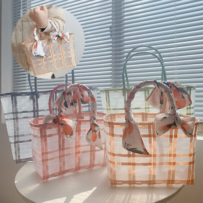 カゴバッグ チェック柄透かし編みスカーフ付きトート型かごバッグ