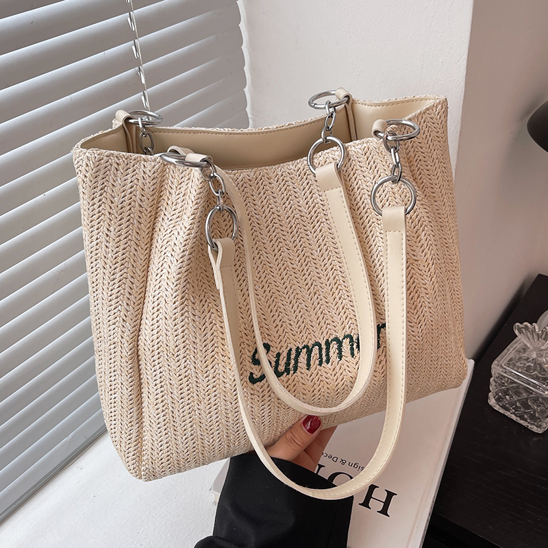 カゴバッグ 夏文字刺繍入りヘリンボーン編み大容量手提げかご