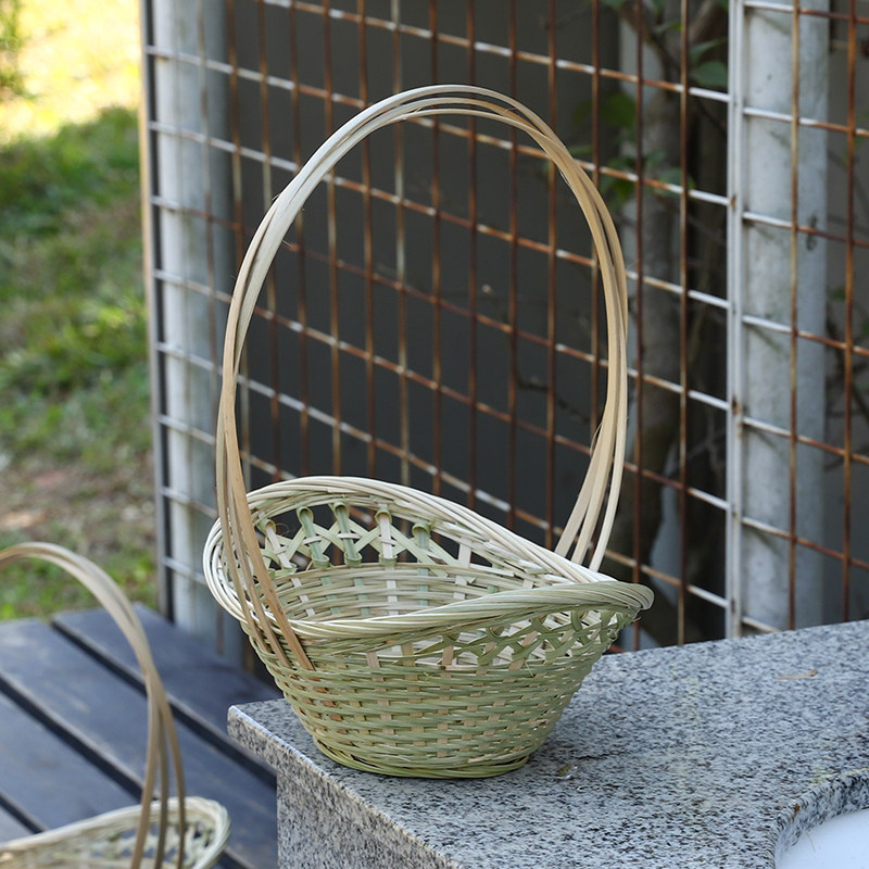 カゴバッグ 天然素材の手編み楕円型バスケット