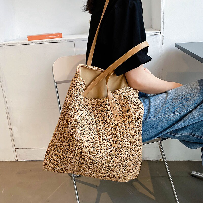 花編み模様の布張り内袋付きカゴバッグ