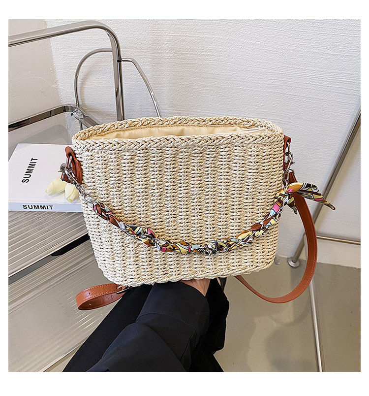 カゴバッグ スカーフ飾り付き編み込みハンドバッグ型かごバッグ