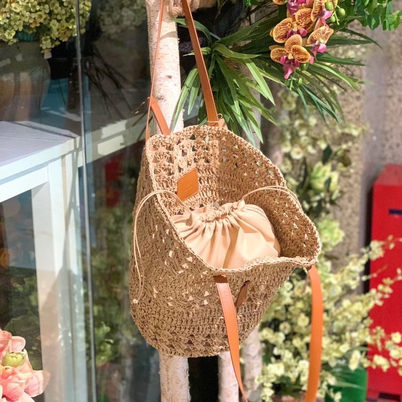 カゴバッグ 透かし編みナチュラル素材の大容量トート型かごバッグ