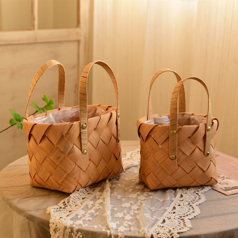 カゴバッグ 手編み風網目模様の上品なハンドバッグ型かご籠