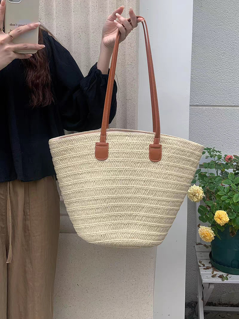 カゴバッグ 夏の風合い 麦わら編みトートバッグ