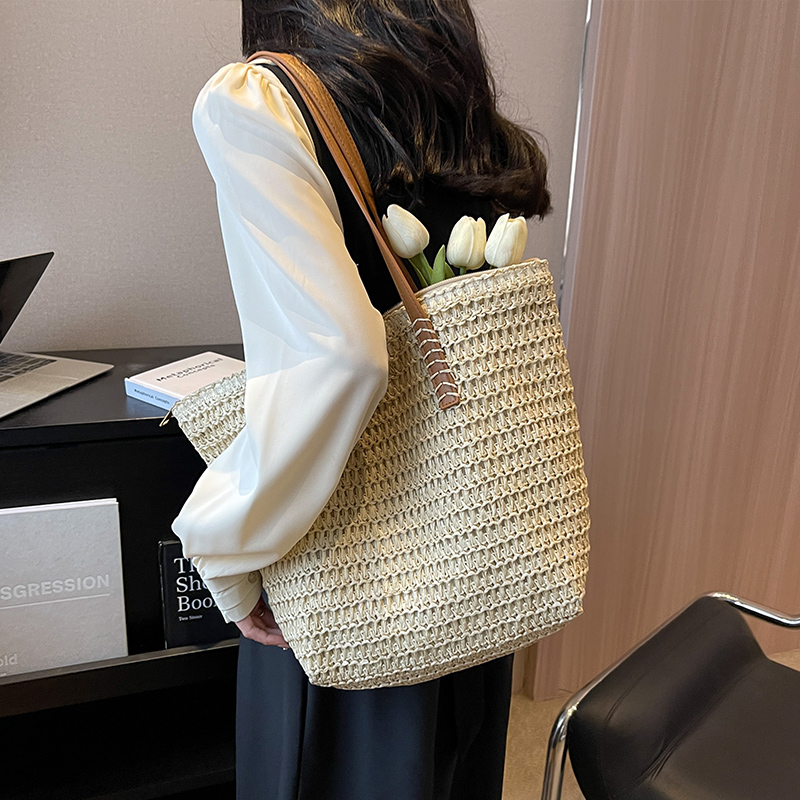 https://fulmo-img-server.com/kagobaggle/7205c1d9-6b1d-4467-b8dc-13b2143aba02.jpg