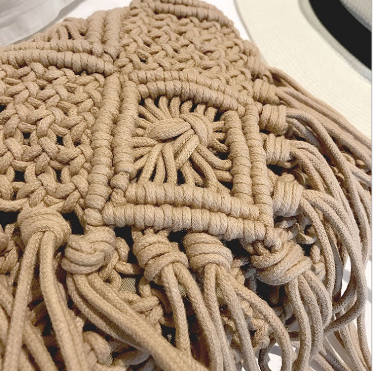 カゴバッグ 手編み風マクラメフリンジ付きショルダーバッグ