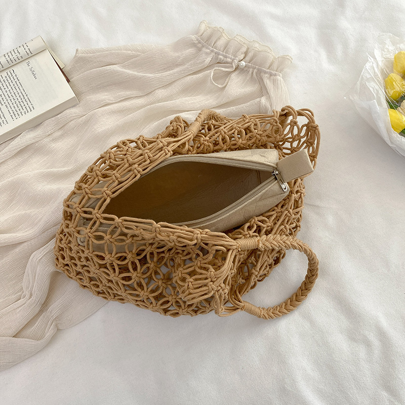 手編み風網目模様の三つ編み持ち手カゴバッグ